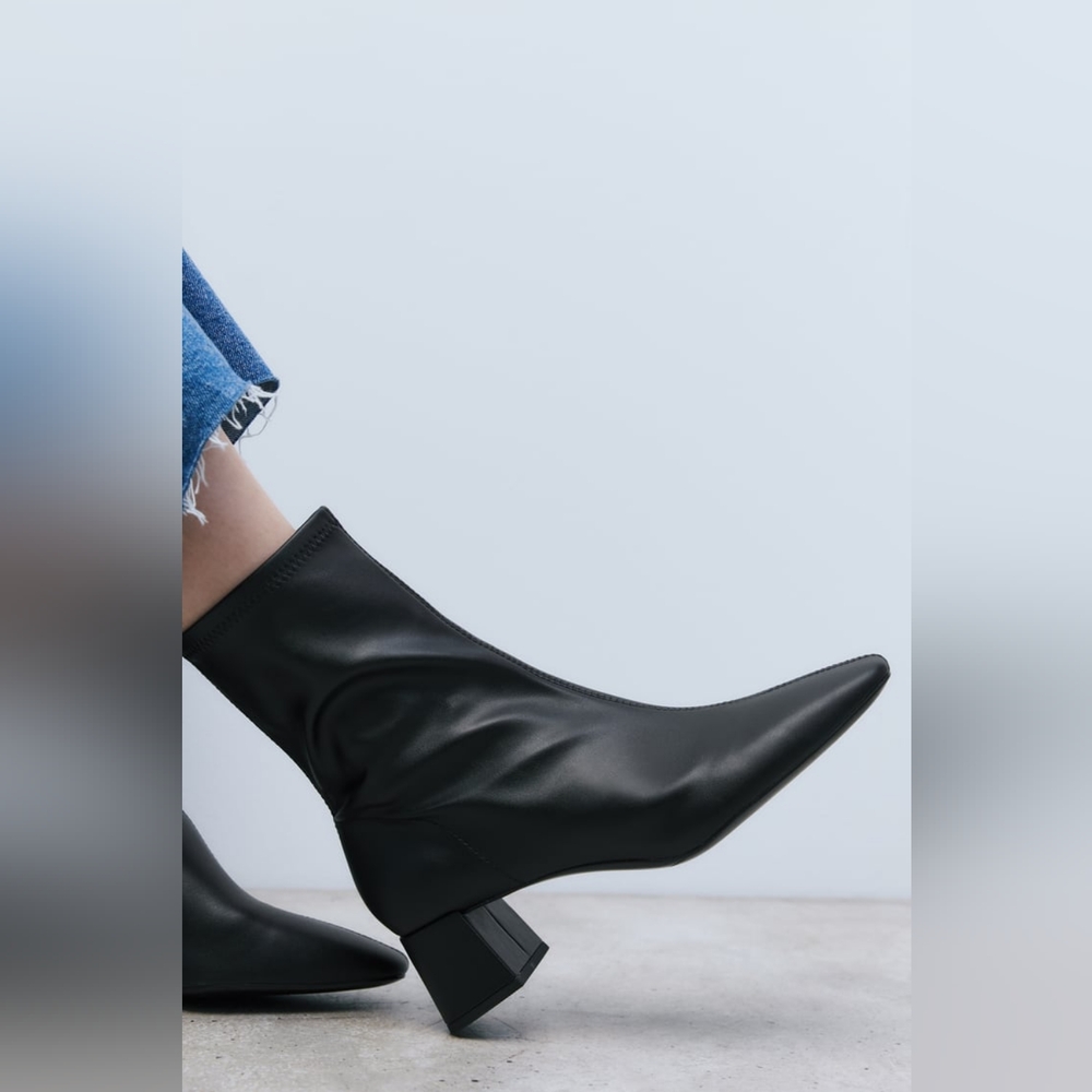 ZARA WIDE HEELED ANKLE BOOTS
